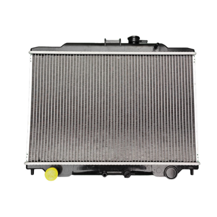 Radiator Nissan E25 ZD30